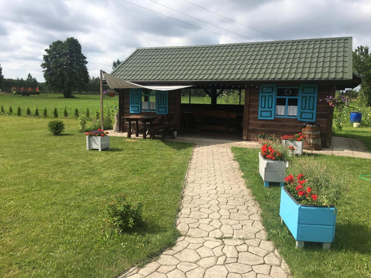 Villa Dom Na Starym Goscincu Tiszyna Dubicze Cerkiewne Exterior foto
